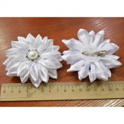 Уточка белая цветок жемчуг(2 шт) М24